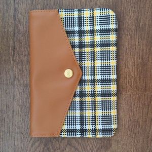 🌼Yellow plaid Ipsy cosmetic bag
